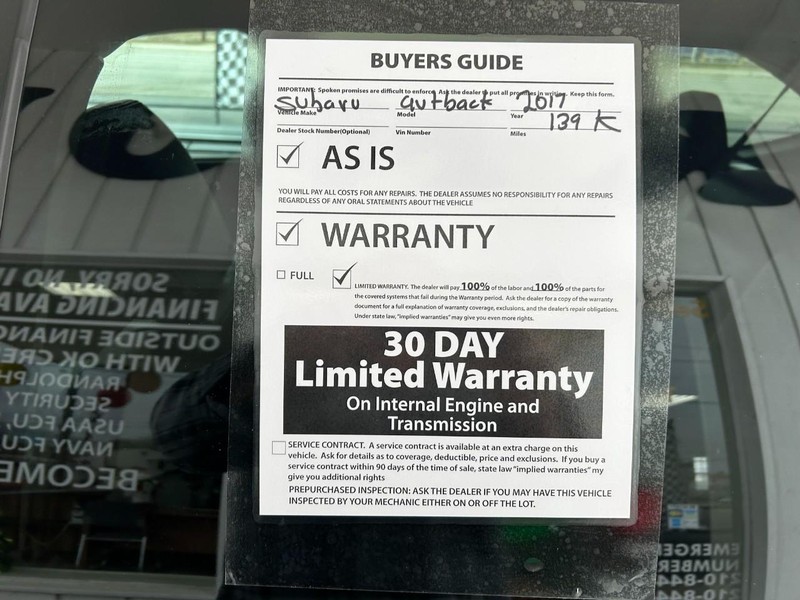 Subaru Outback Vehicle Full-screen Gallery Image 08