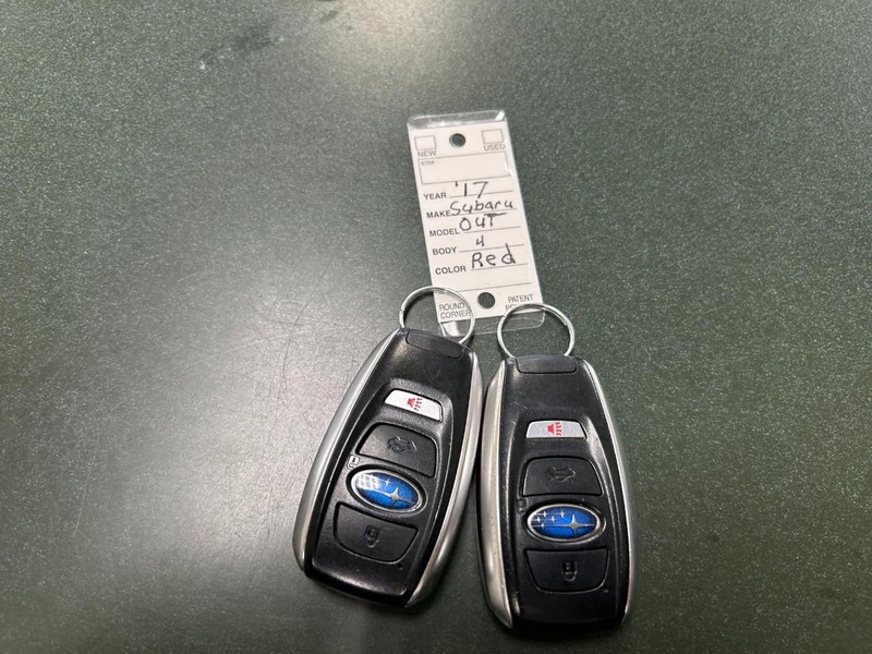 Subaru Outback Vehicle Full-screen Gallery Image 20