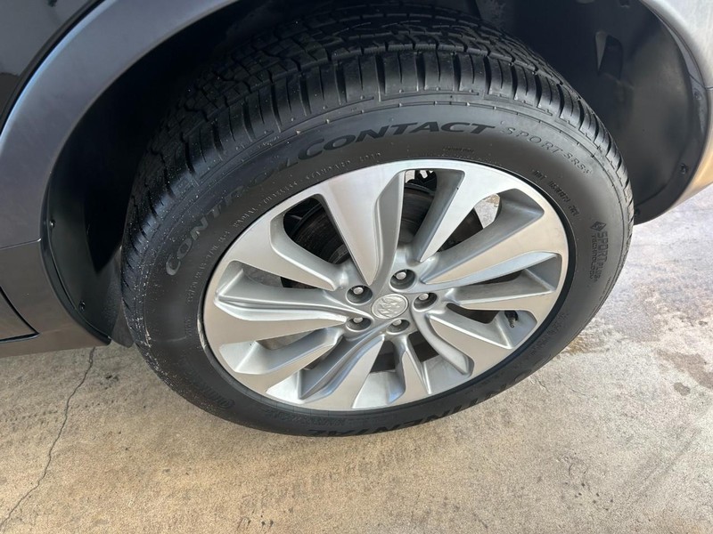 Buick Encore Vehicle Full-screen Gallery Image 08