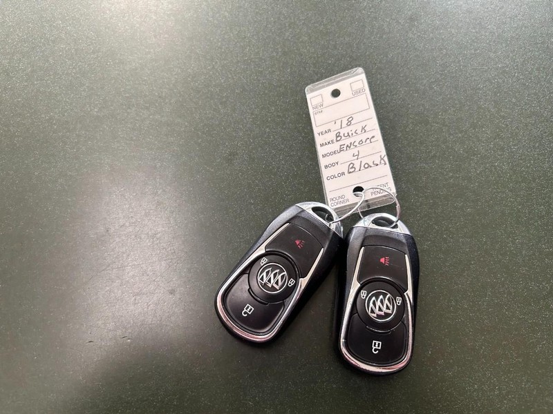 Buick Encore Vehicle Full-screen Gallery Image 22