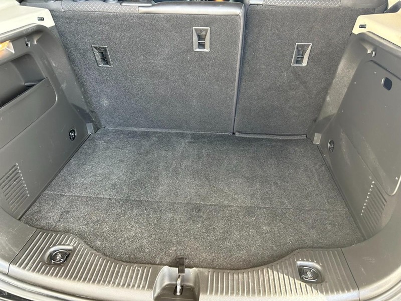 Buick Encore Vehicle Full-screen Gallery Image 25