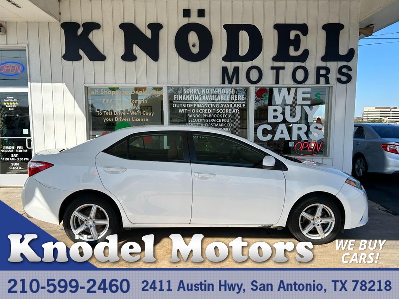 Toyota Corolla Vehicle Full-screen Gallery Image 01