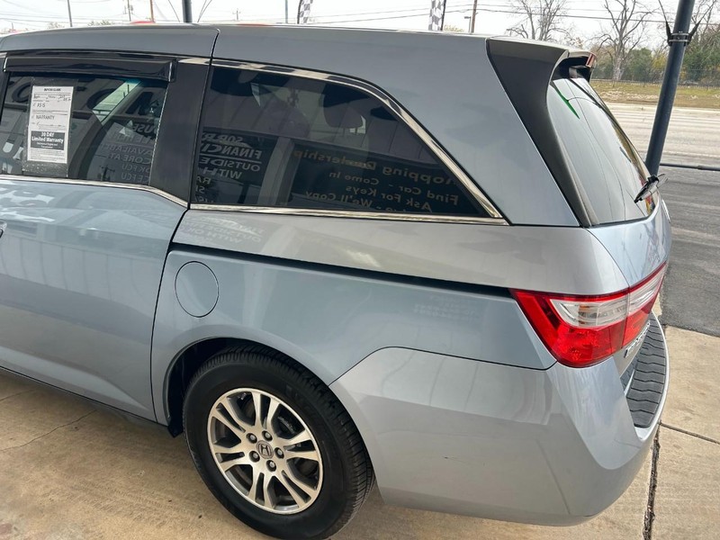 Honda Odyssey Vehicle Full-screen Gallery Image 06