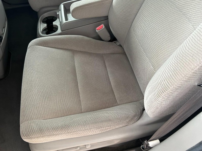 Honda Odyssey Vehicle Full-screen Gallery Image 14