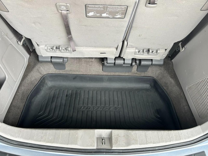 Honda Odyssey Vehicle Full-screen Gallery Image 21