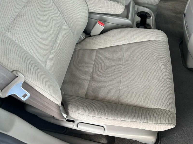 Honda Odyssey Vehicle Full-screen Gallery Image 23