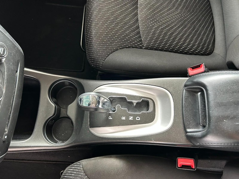 Dodge Journey Vehicle Full-screen Gallery Image 13