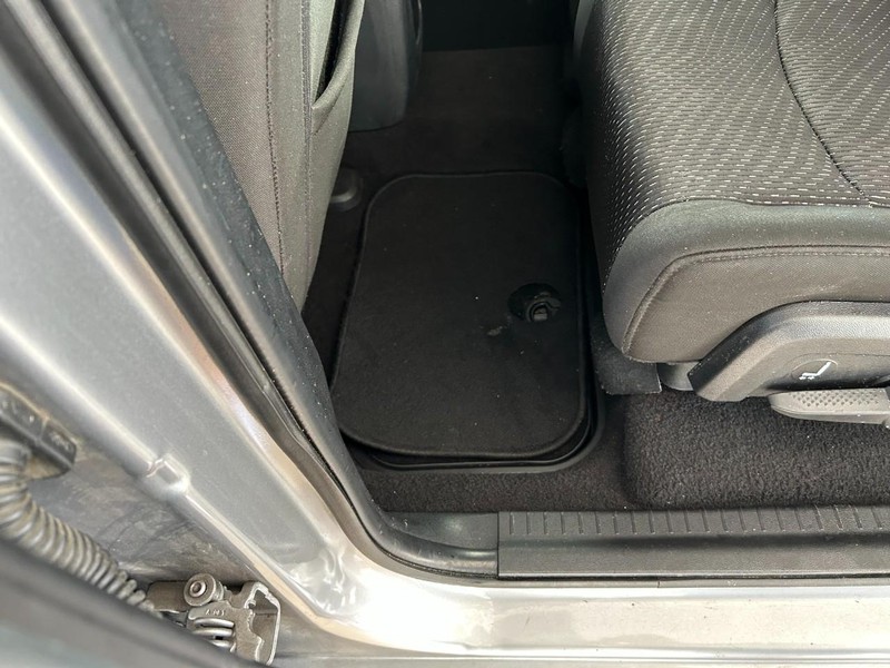 Dodge Journey Vehicle Full-screen Gallery Image 21