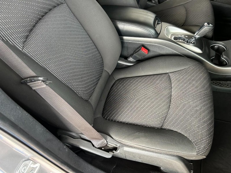 Dodge Journey Vehicle Full-screen Gallery Image 24