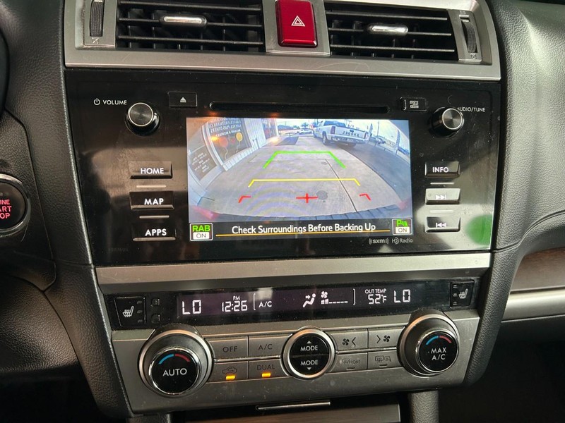 Subaru Outback Vehicle Full-screen Gallery Image 13