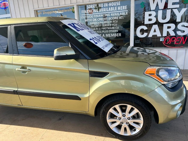 Kia Soul Vehicle Full-screen Gallery Image 04