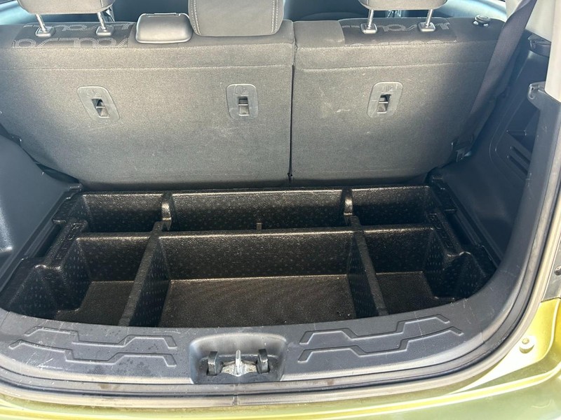 Kia Soul Vehicle Full-screen Gallery Image 22