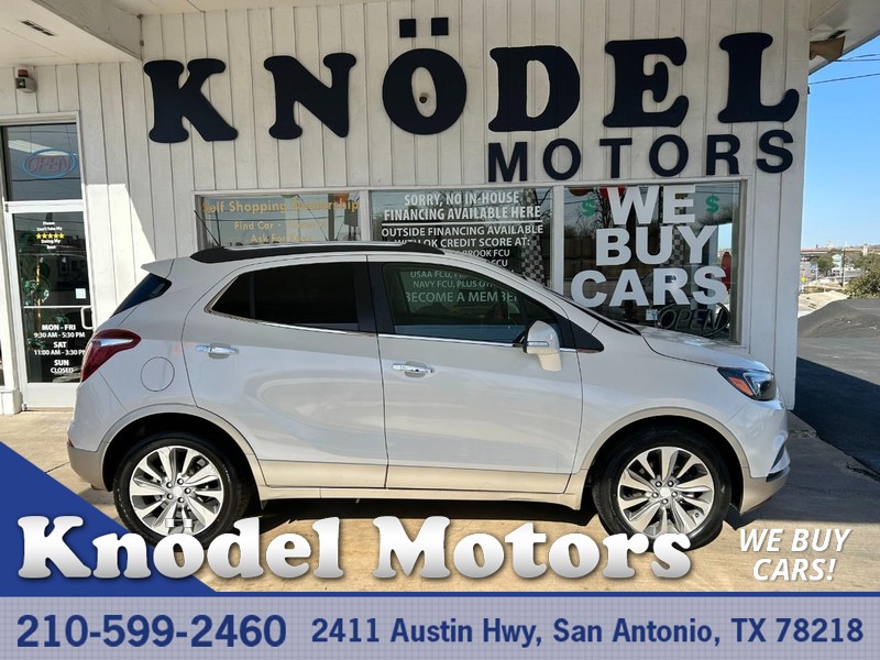 Buick Encore Vehicle Full-screen Gallery Image 01