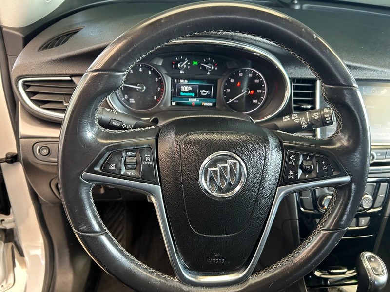 Buick Encore Vehicle Full-screen Gallery Image 13