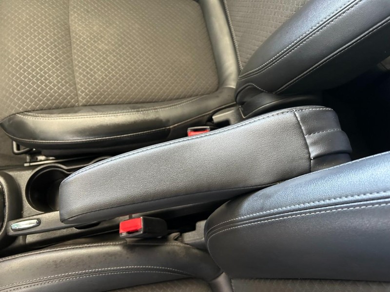 Buick Encore Vehicle Full-screen Gallery Image 16