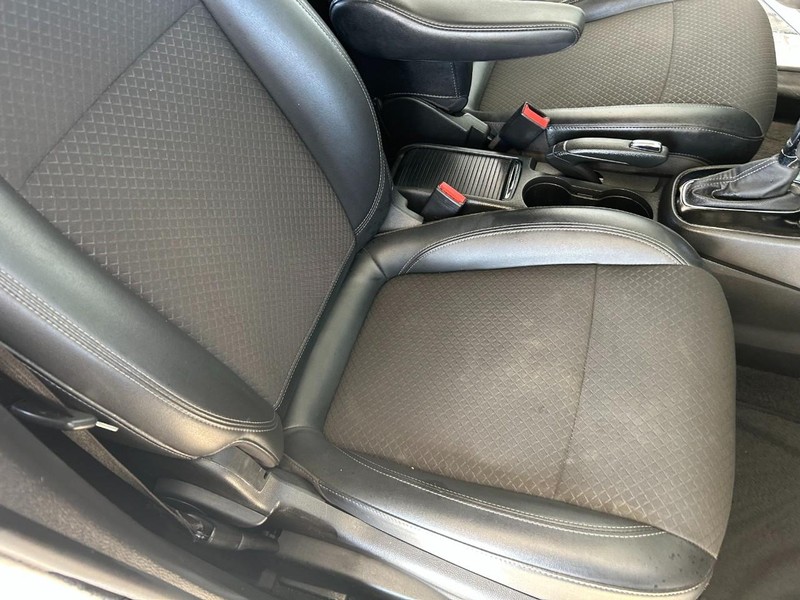 Buick Encore Vehicle Full-screen Gallery Image 25