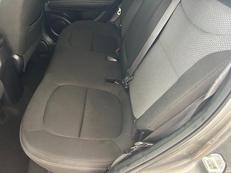 Kia Soul Vehicle Full-screen Gallery Image 20