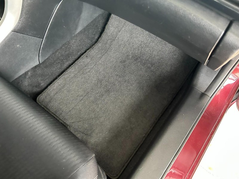 Honda Accord Sedan Vehicle Full-screen Gallery Image 28