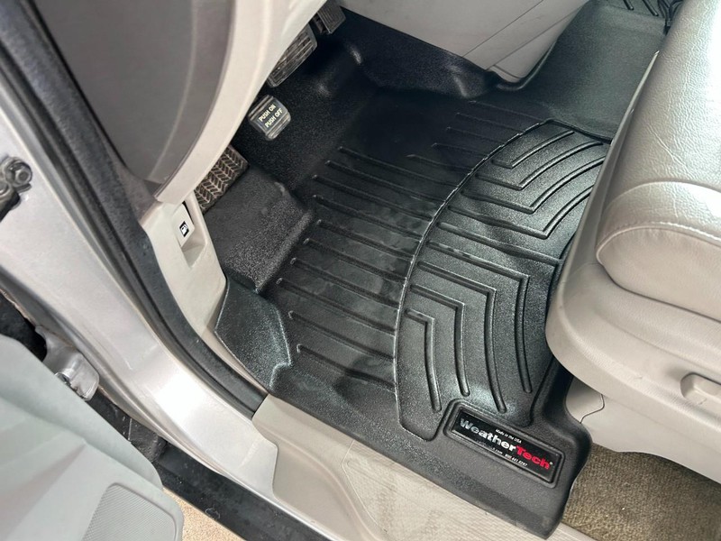 Honda Odyssey Vehicle Full-screen Gallery Image 16