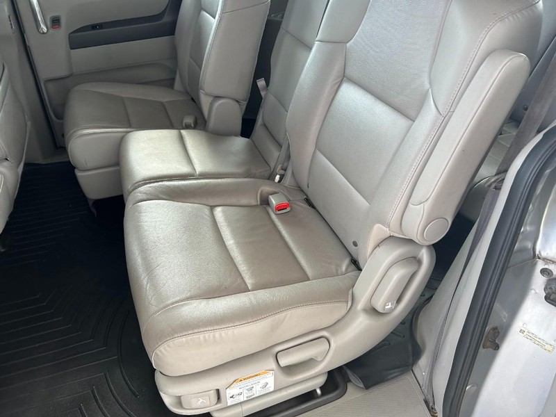 Honda Odyssey Vehicle Full-screen Gallery Image 18