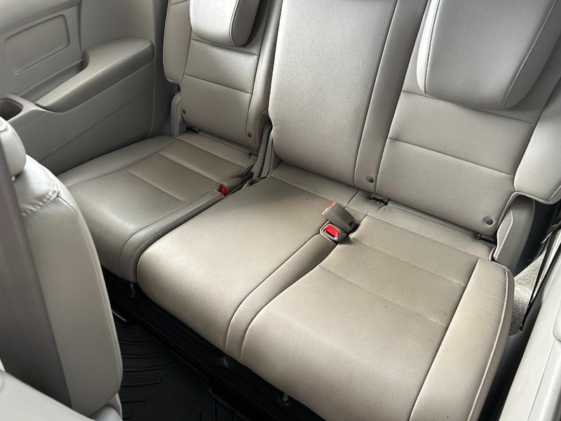 Honda Odyssey Vehicle Full-screen Gallery Image 22