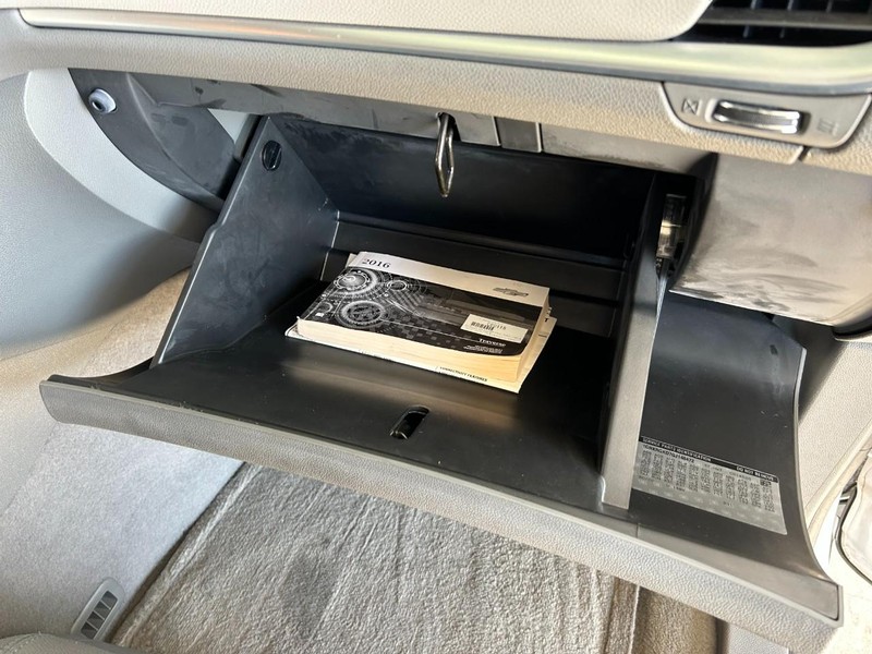 Chevrolet Traverse Vehicle Full-screen Gallery Image 22