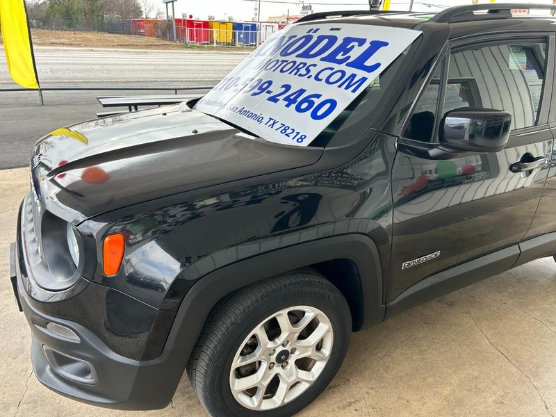 Jeep Renegade Vehicle Full-screen Gallery Image 04