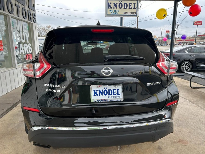 Nissan Murano Vehicle Full-screen Gallery Image 03