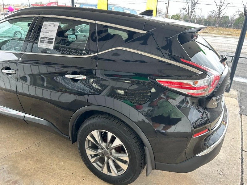 Nissan Murano Vehicle Full-screen Gallery Image 07