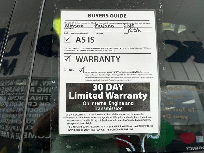 Nissan Murano Vehicle Full-screen Gallery Image 10