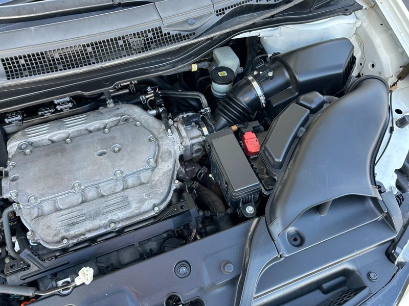 Honda Odyssey Vehicle Full-screen Gallery Image 11