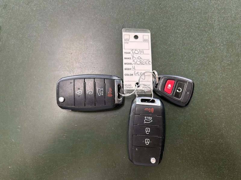 Kia Sorento Vehicle Full-screen Gallery Image 21