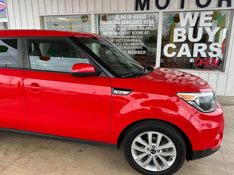 Kia Soul Vehicle Full-screen Gallery Image 04