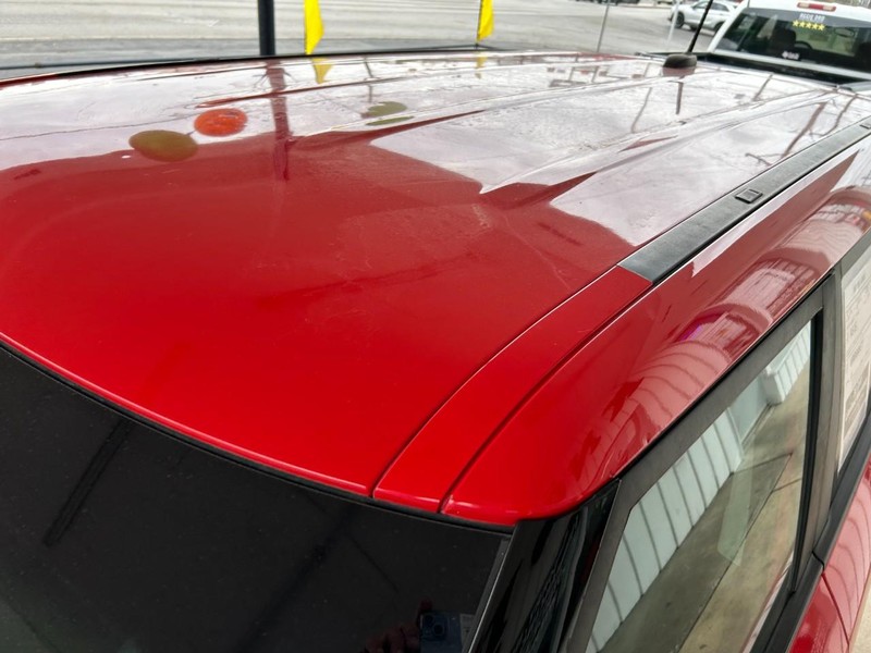 Kia Soul Vehicle Full-screen Gallery Image 07