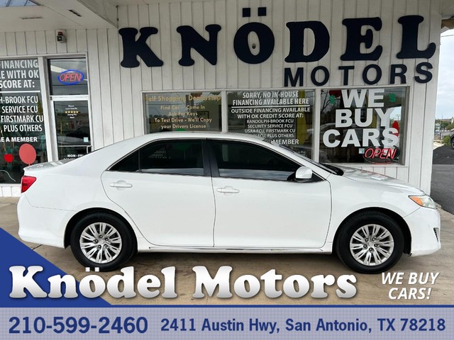 Toyota Camry LE - San Antonio TX