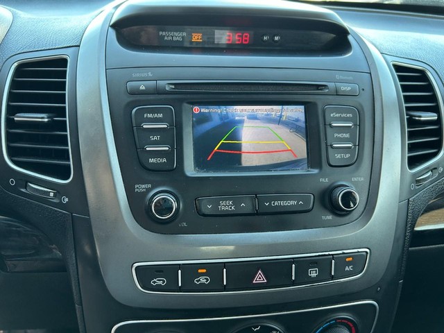 2014 Kia Sorento LX - Photo 10