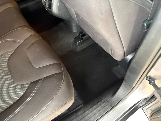 2019 Jeep Cherokee Latitude - Photo 20