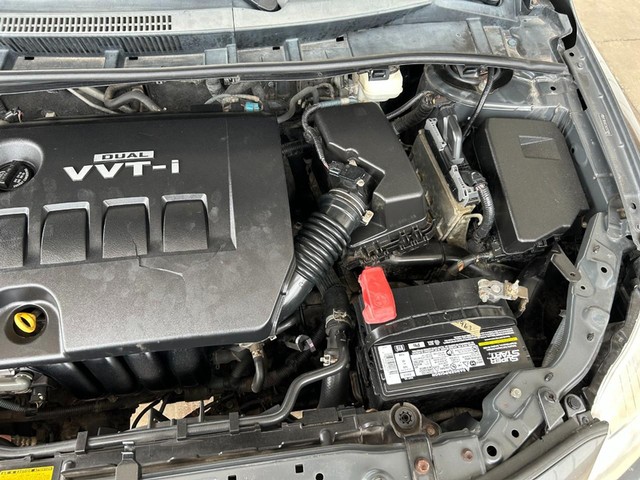 2010 Toyota Corolla LE - Photo 8