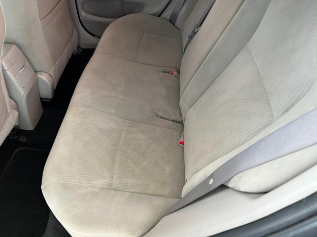2010 Toyota Corolla LE - Photo 15