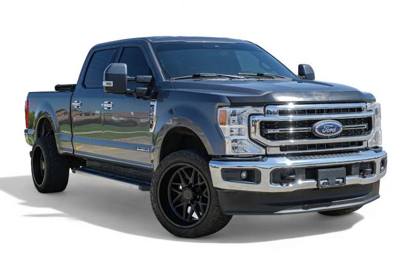 Ford Super Duty F-250 SRW Vehicle Full-screen Gallery Image 01