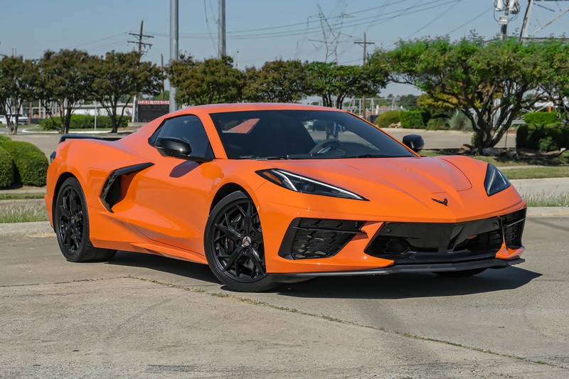 Chevrolet Corvette Vehicle Full-screen Gallery Image 02