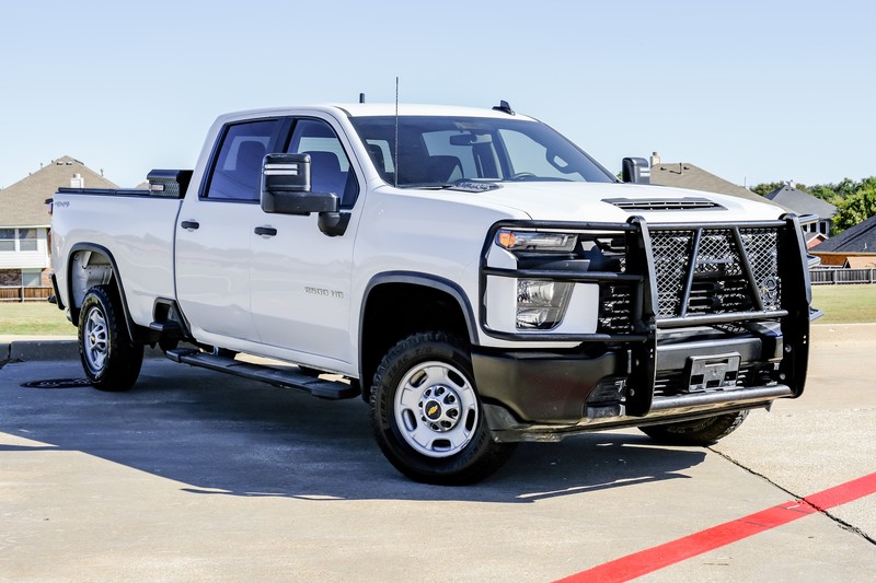 Chevrolet Silverado 2500HD Vehicle Full-screen Gallery Image 03