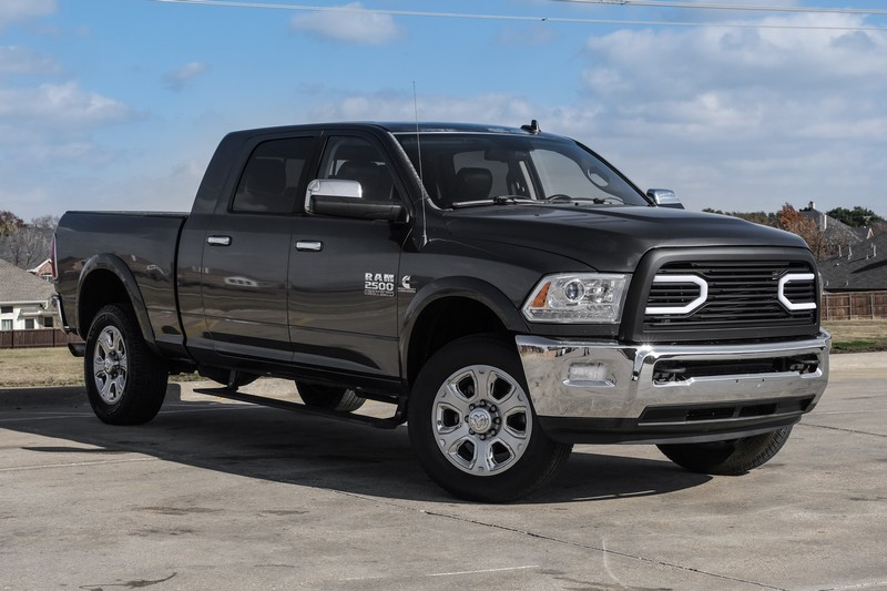 Ram 2500 Vehicle Full-screen Gallery Image 03