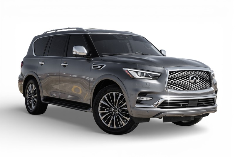 INFINITI QX80 Vehicle Full-screen Gallery Image 01