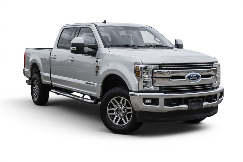 Ford Super Duty F-250 SRW Vehicle Full-screen Gallery Image 01