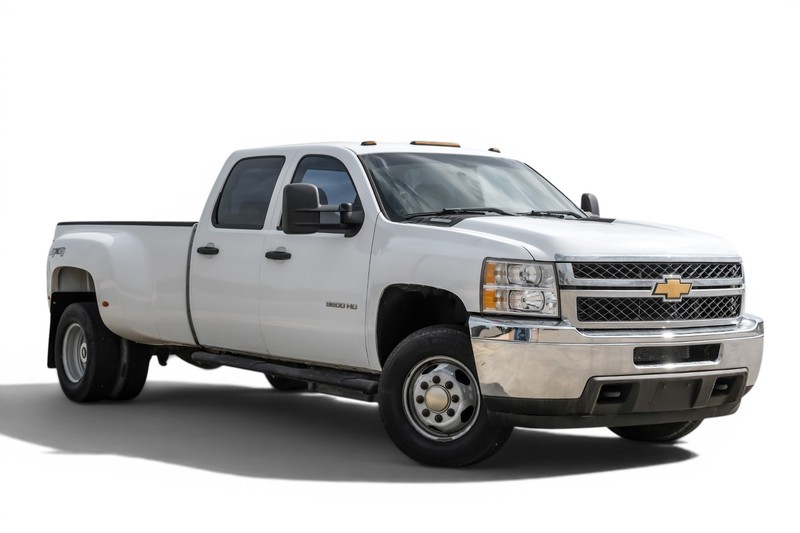 Chevrolet Silverado 3500HD Vehicle Full-screen Gallery Image 01
