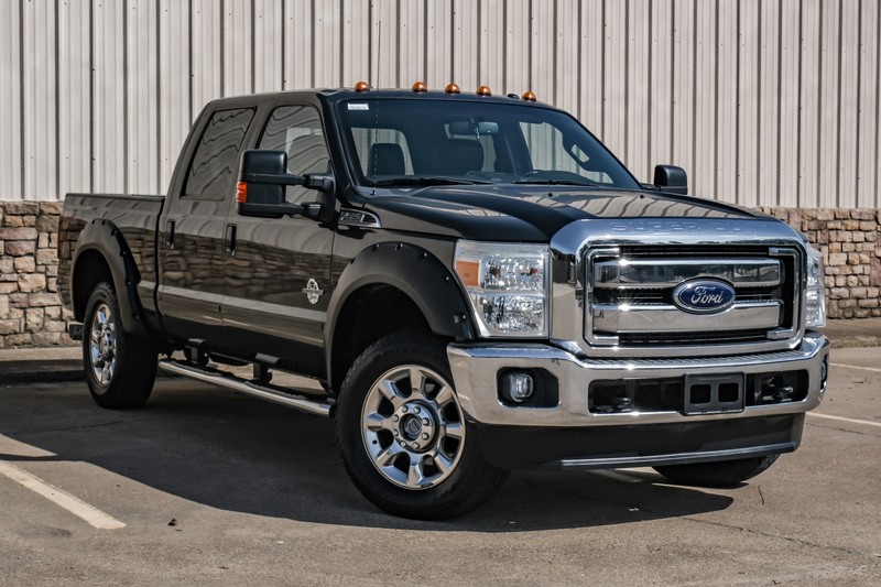 Ford Super Duty F-250 SRW Vehicle Full-screen Gallery Image 02