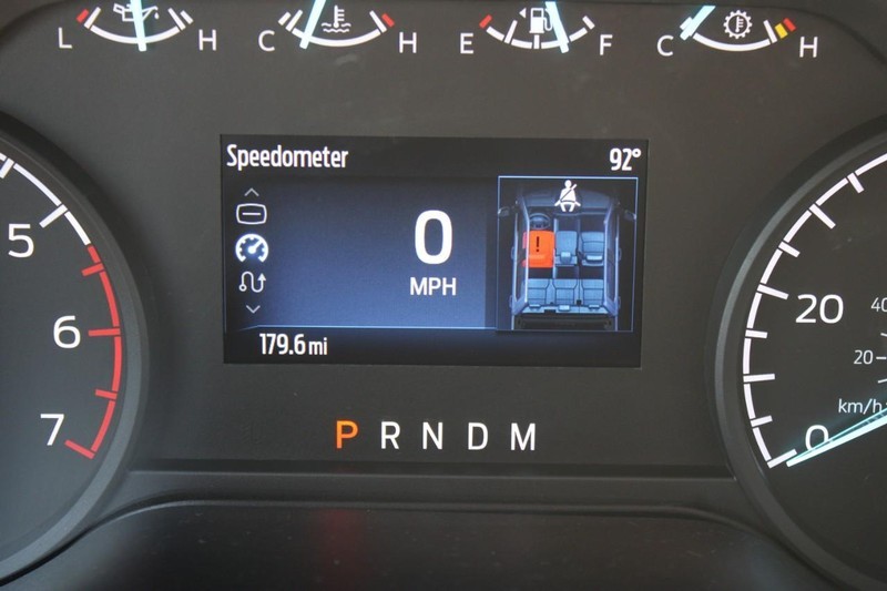 Ford Super Duty F-250 SRW Vehicle Full-screen Gallery Image 7