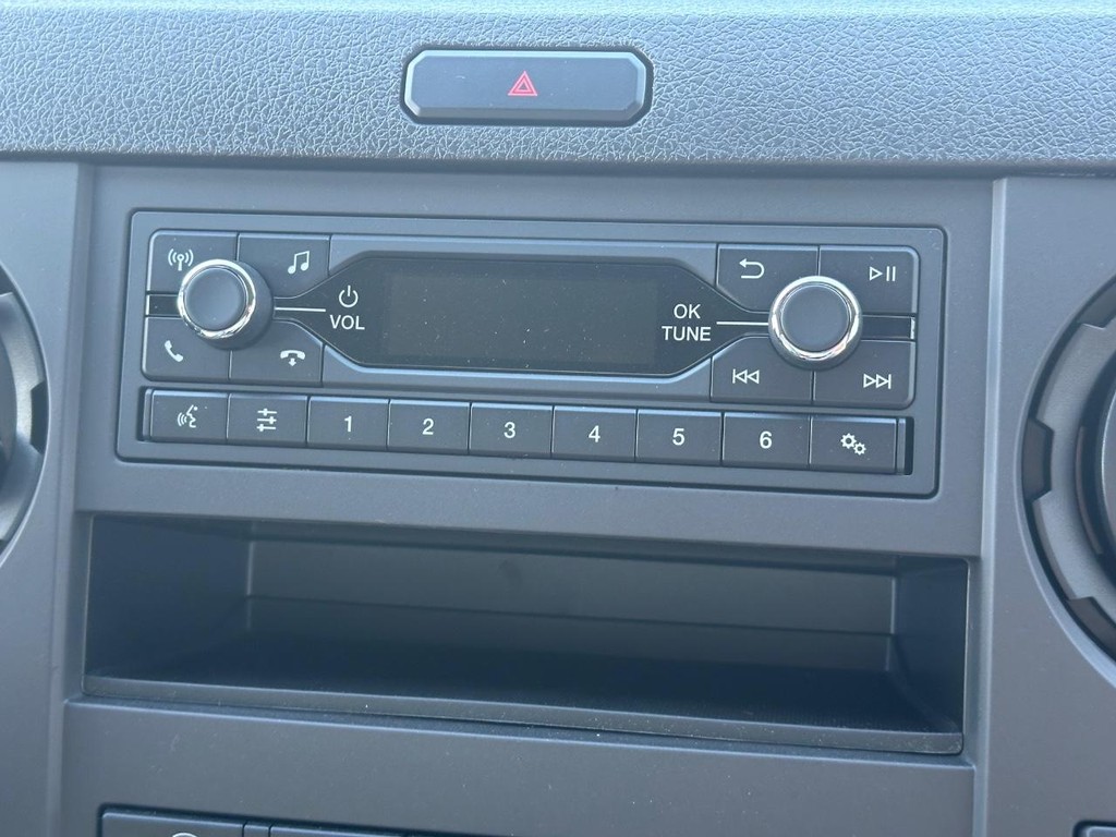 Ford F-650 Straight Frame Gas Vehicle Full-screen Gallery Image 10