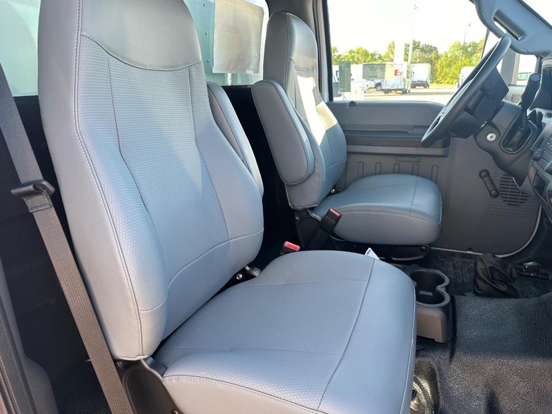 Ford F-650 Straight Frame Gas Vehicle Full-screen Gallery Image 5